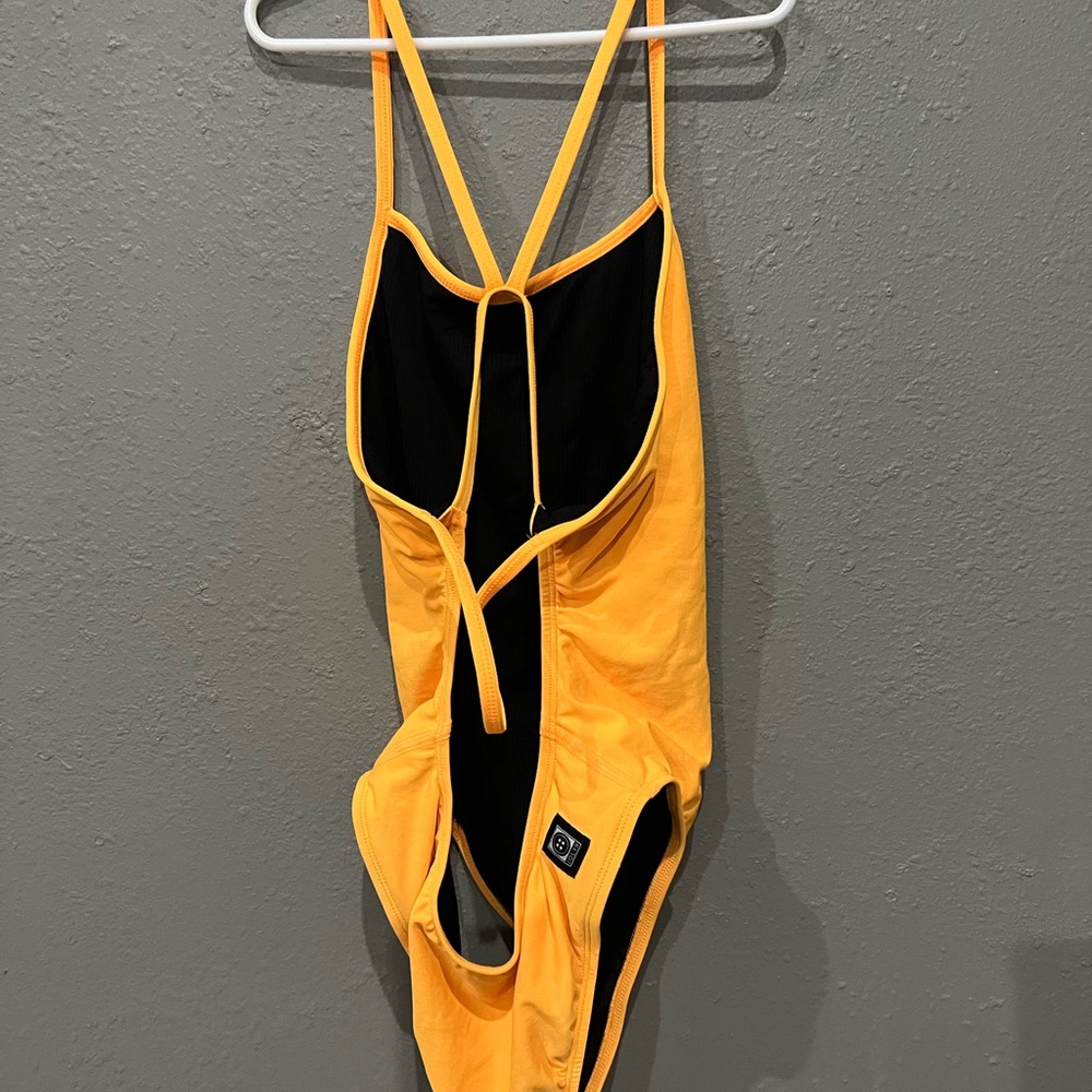 JOYLN ONSIE PERRY women size 34